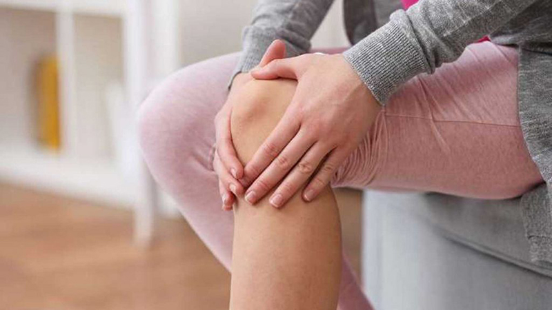 متخصص طب فیزیکی و توانبخشی اصفهان | علائم آرتروز زانو