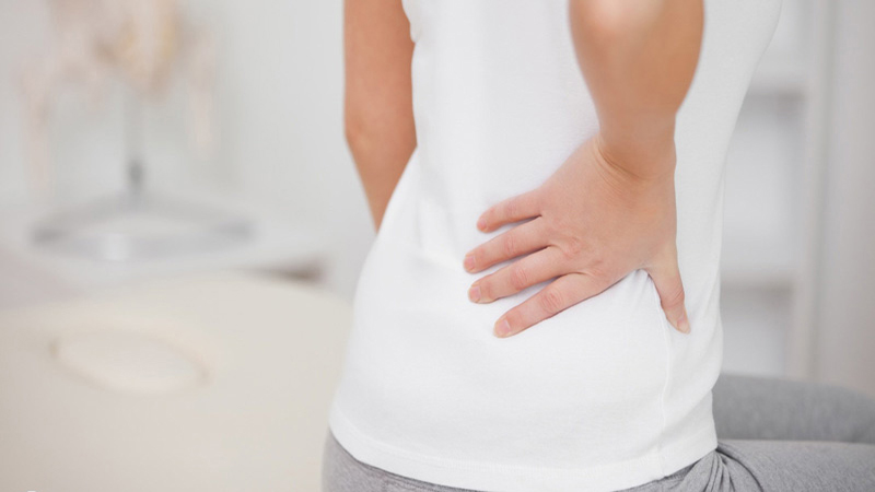 متخصص طب فیزیکی و توانبخشی اصفهان | دنبالچه چیست | علل و علائم درد دنبالچه